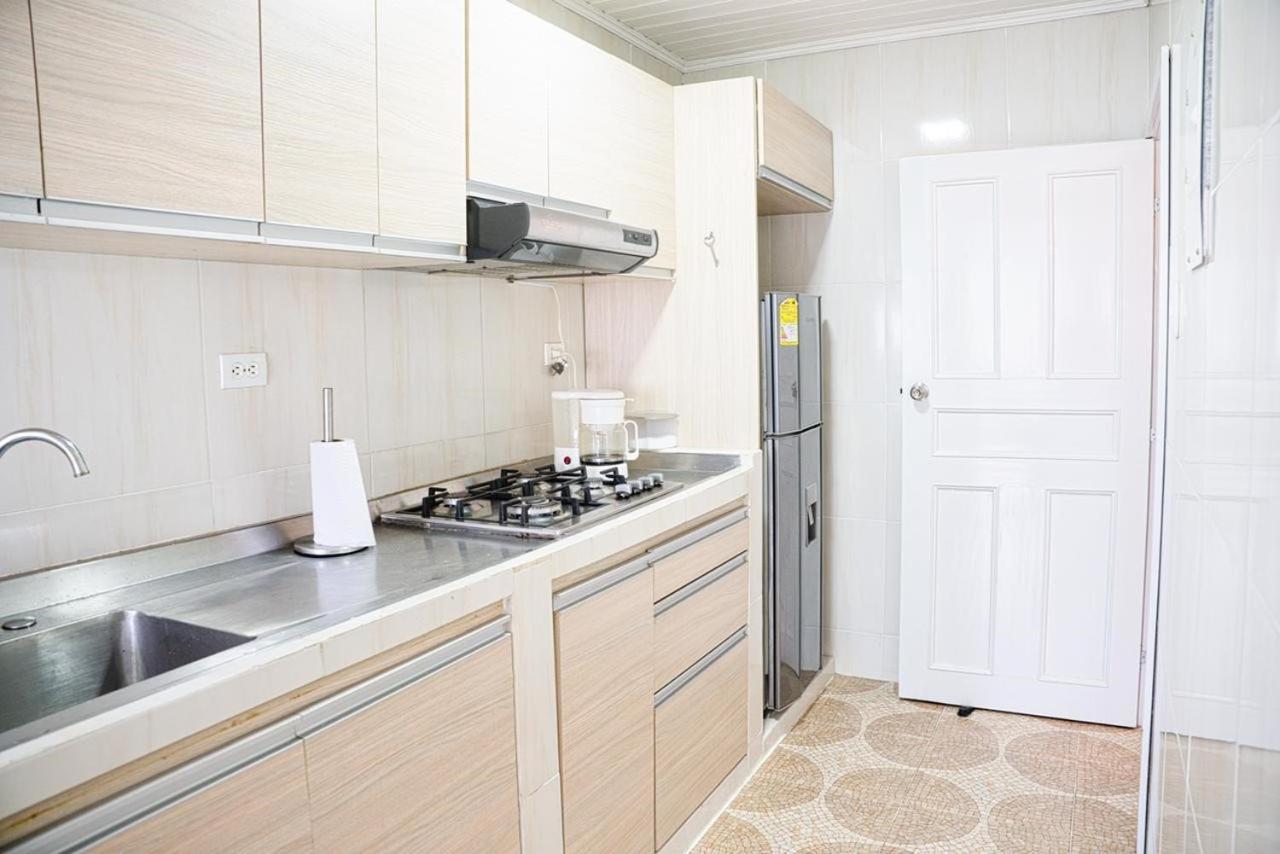El Borsalino - Apartamento En Amazonas, Leticia Esterno foto