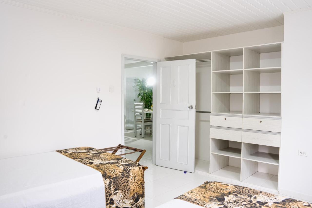 El Borsalino - Apartamento En Amazonas, Leticia Esterno foto